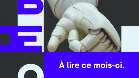 Logo de Libéo devant des mains de robot