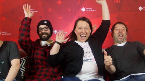 Photographie de l'équipe de Libéo du Hackathon de Radio-Canada avec ses quatre membres